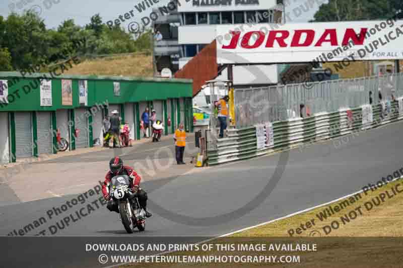 Vintage motorcycle club;eventdigitalimages;mallory park;mallory park trackday photographs;no limits trackdays;peter wileman photography;trackday digital images;trackday photos;vmcc festival 1000 bikes photographs